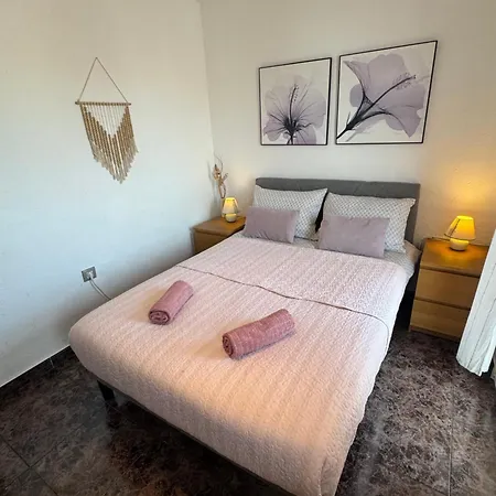 Great Close To The アパート *